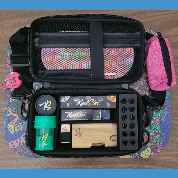 Deluxe Rolling Kit - Smell proof bag with all accessories to roll and share joints - Image 13