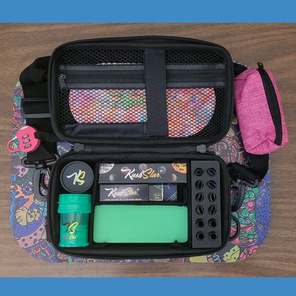 Deluxe Rolling Kit - Smell proof bag with all accessories to roll and share joints - Image 18