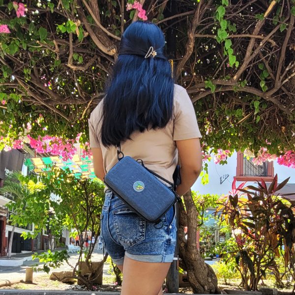 Travel Pouch – Lockable and smell proof hard shell carry-on bag - Hard case with with an adjustable shoulder lace with a small pocket on it - Image 6