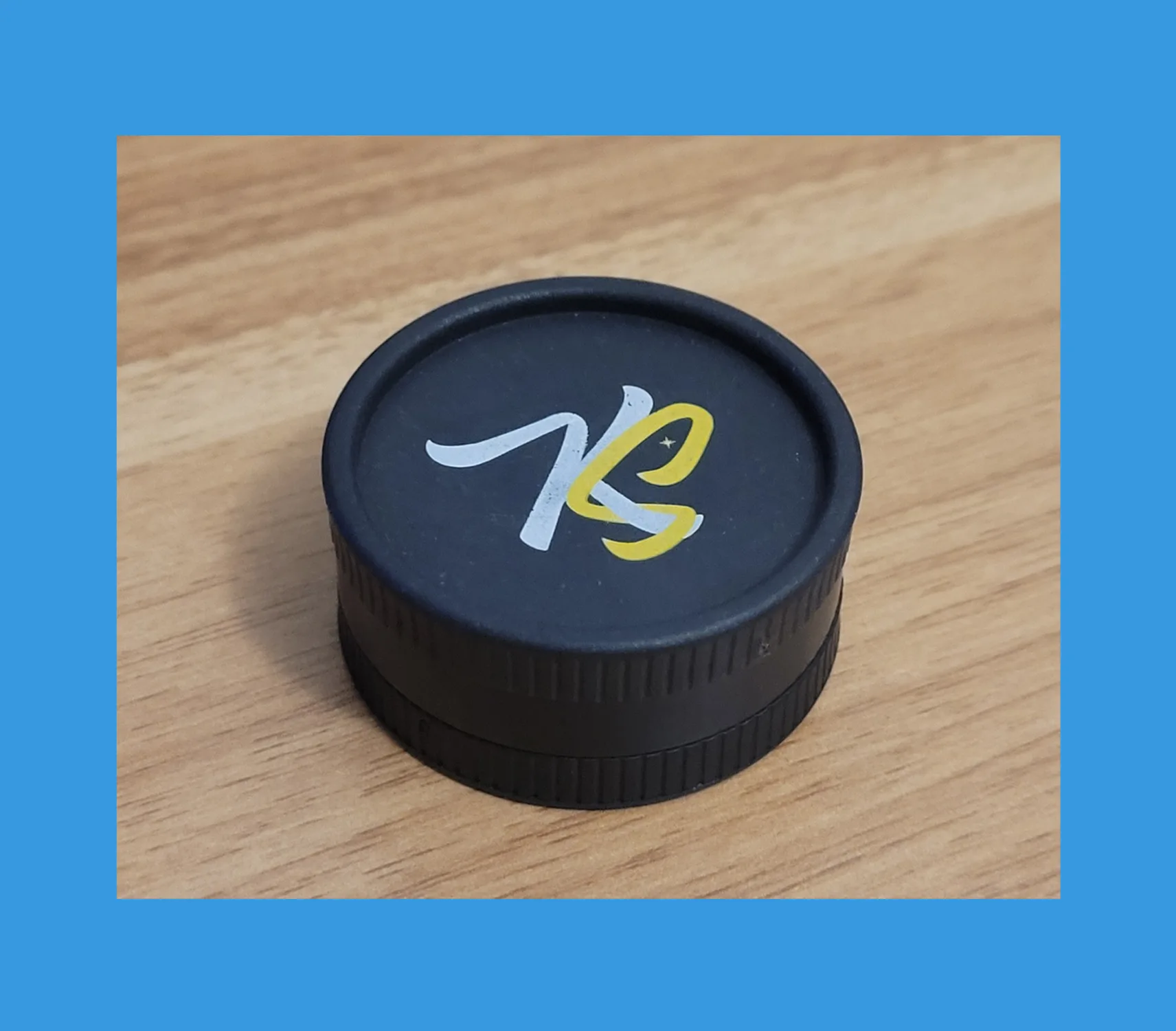 Mini 2 pieces herb grinder - Made with recycled hemp material