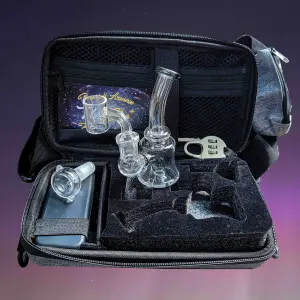Deluxe Glass Kit - Include: mini-bong, flower bowl and a dab banger into a smell proof and lockable pouch