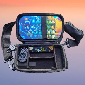 Essential Rolling Kit - Smell proof & lockable pouch with grinder, rolling paper and tray + lid