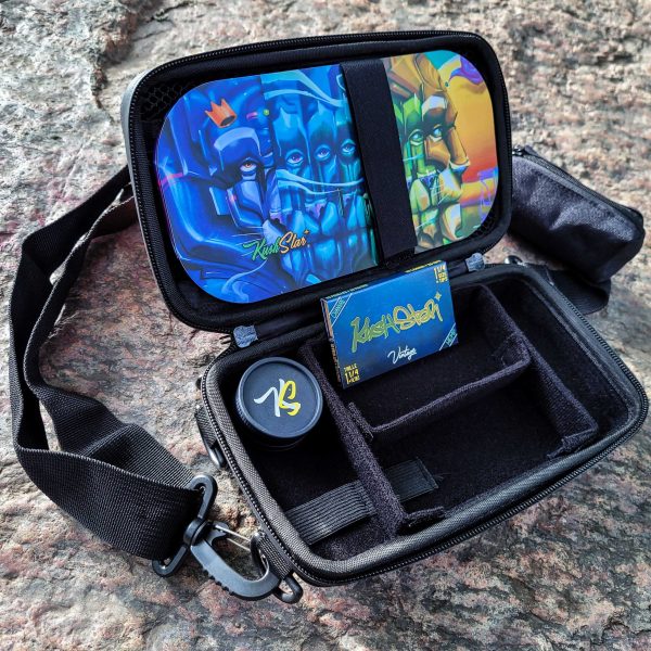 Essential Rolling Kit - Smell proof & lockable pouch with grinder, rolling paper and tray + lid - Image 5
