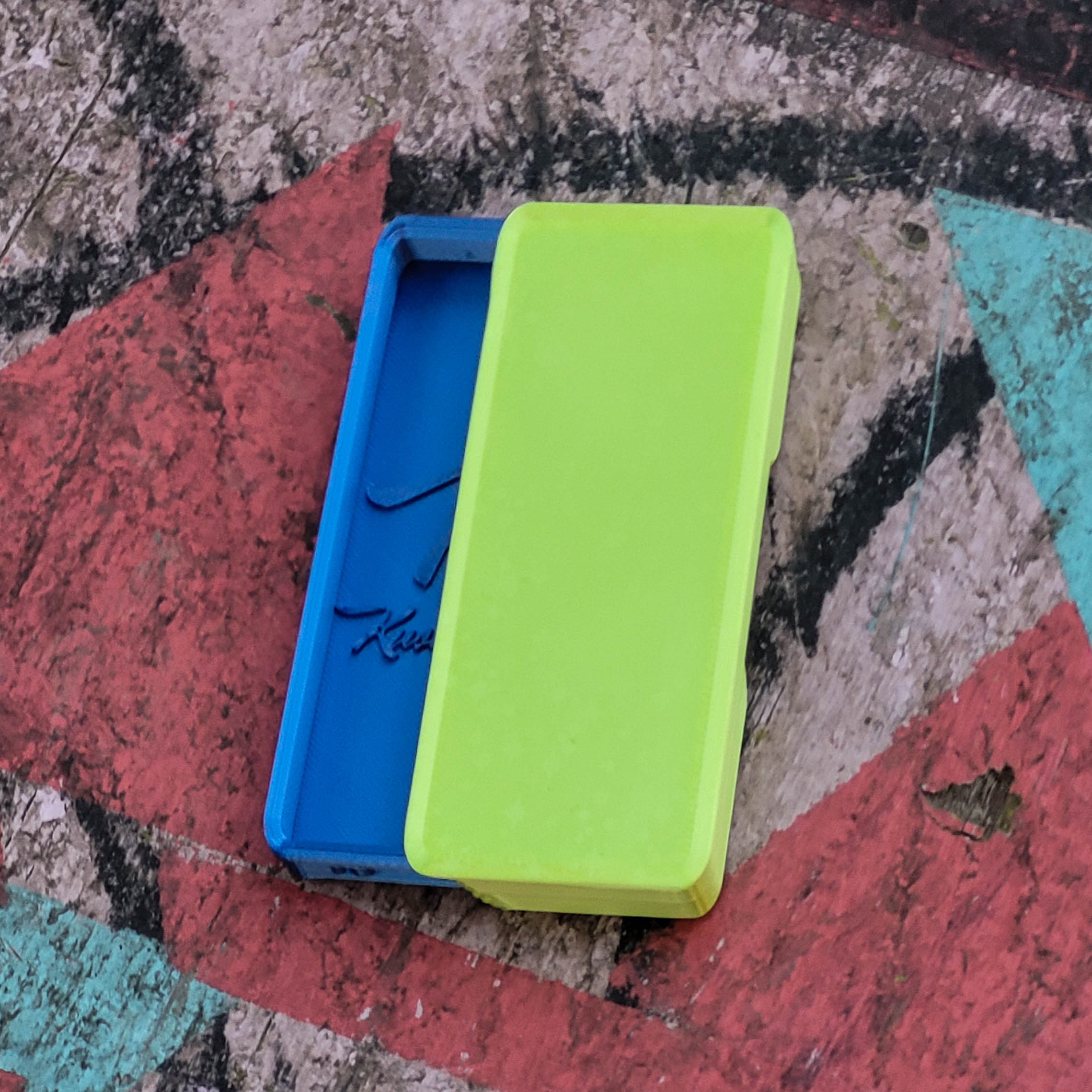 Joint Holder - MEDIUM Size 3D printed Joint Case - Fits KushStar King Size Slim Papers