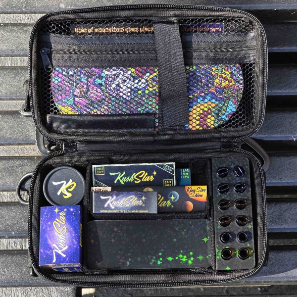 Deluxe Rolling Kit: Smell Proof Lockable Travel Pouch with Grinder and Paper Roll - Image 8