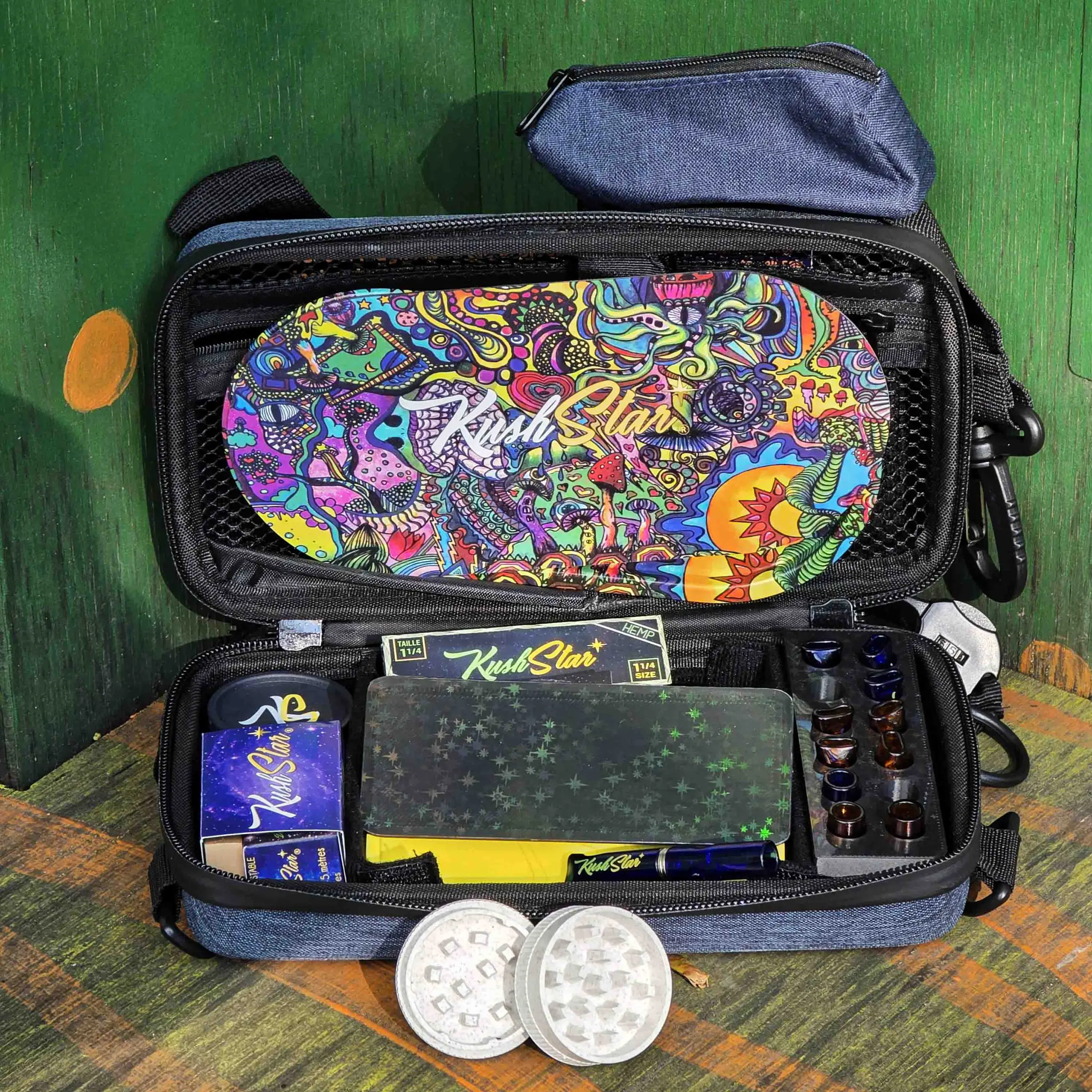 Deluxe Rolling Kit: Smell Proof Lockable Travel Pouch with Grinder and Paper Roll - Image 5